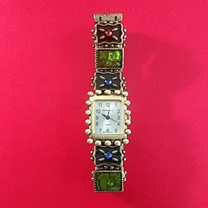 RENIASSANCE COSTUME JEWELRY WATCH/BRACELET (SET)